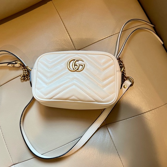 Gucci Handbags - Gucci GG Marmont Mini shoulder bag